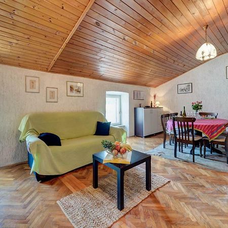 D&L Apartment In Center Pula Exterior photo